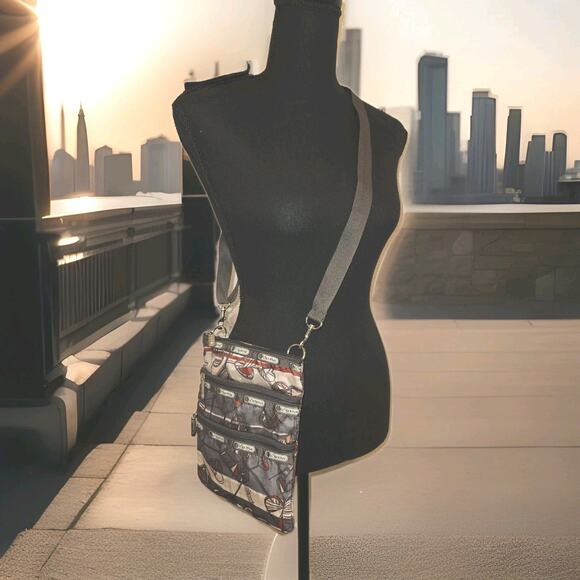 Lesportsac Handbags - LeSportsac Small Printed Crossbody 8x9.5